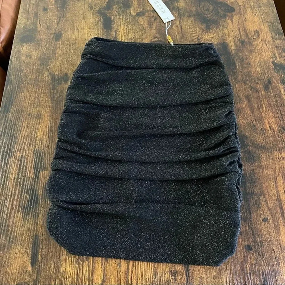 Meshki Marnie Ruched Mini Skirt - Picture 2 of 9